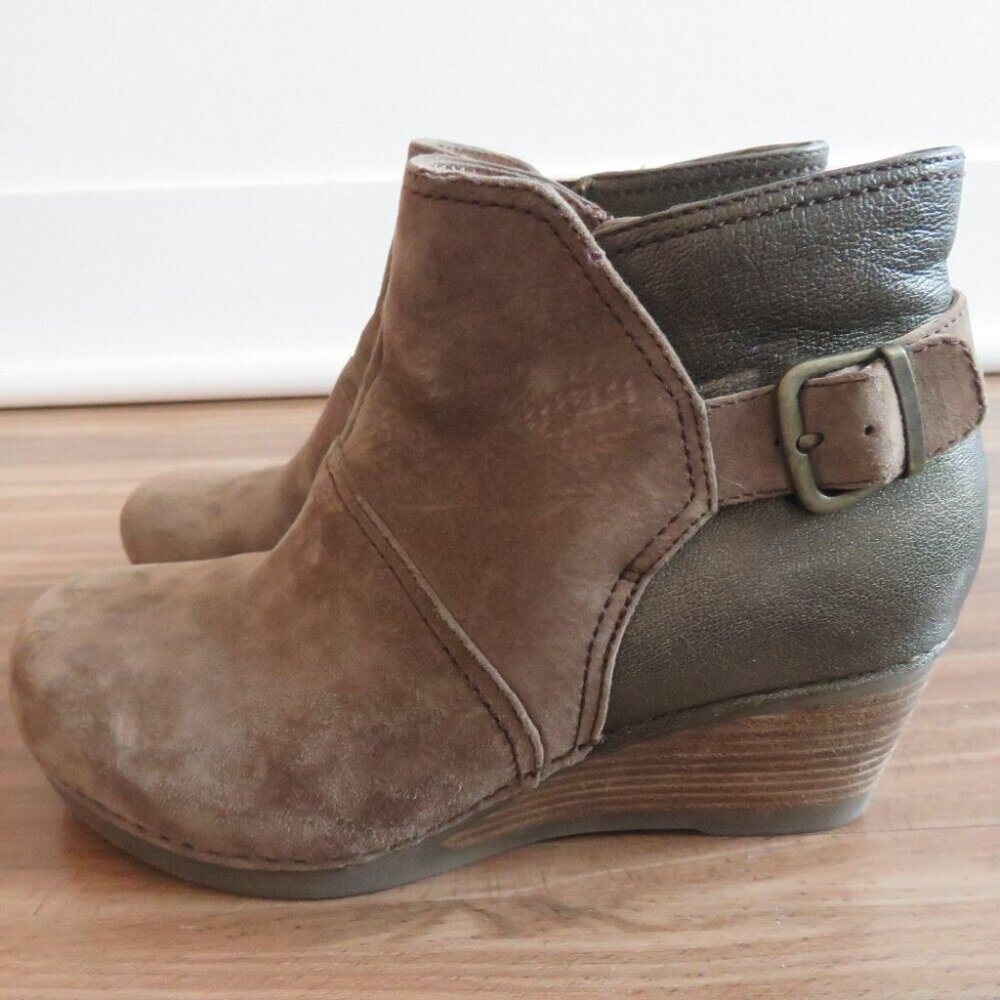 DANSKO Shirley Suede Leather Stacked Heel Ankle Boots in Taupe Size EU 40 - Picture 5 of 14